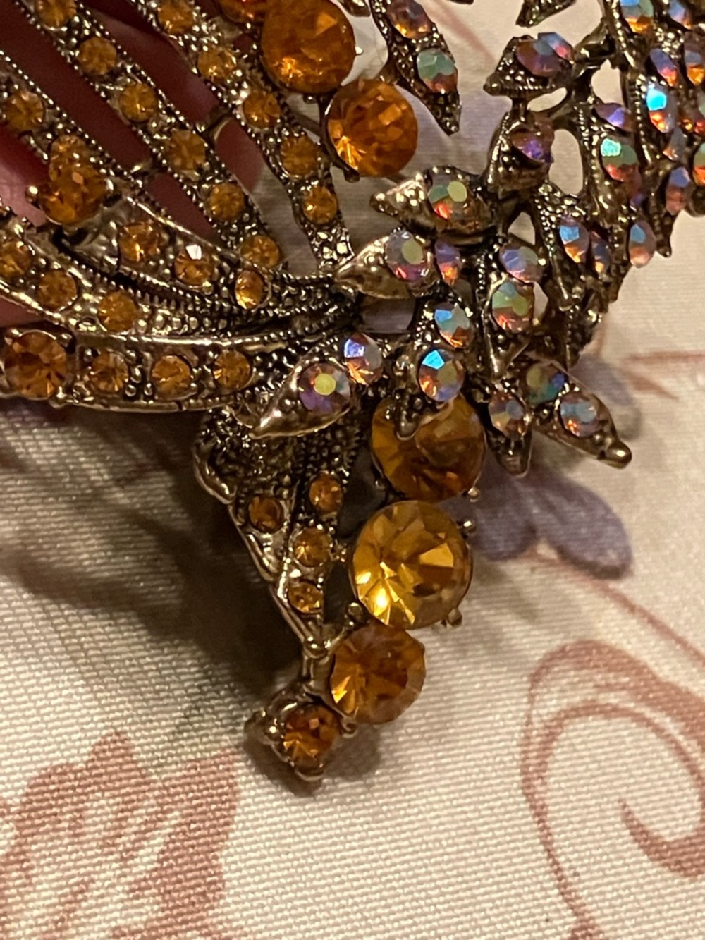 VINTAGE RHINESTONE BROOCH AND CRYSTAL BRACELET 3 1/4” - Picture 15 of 16